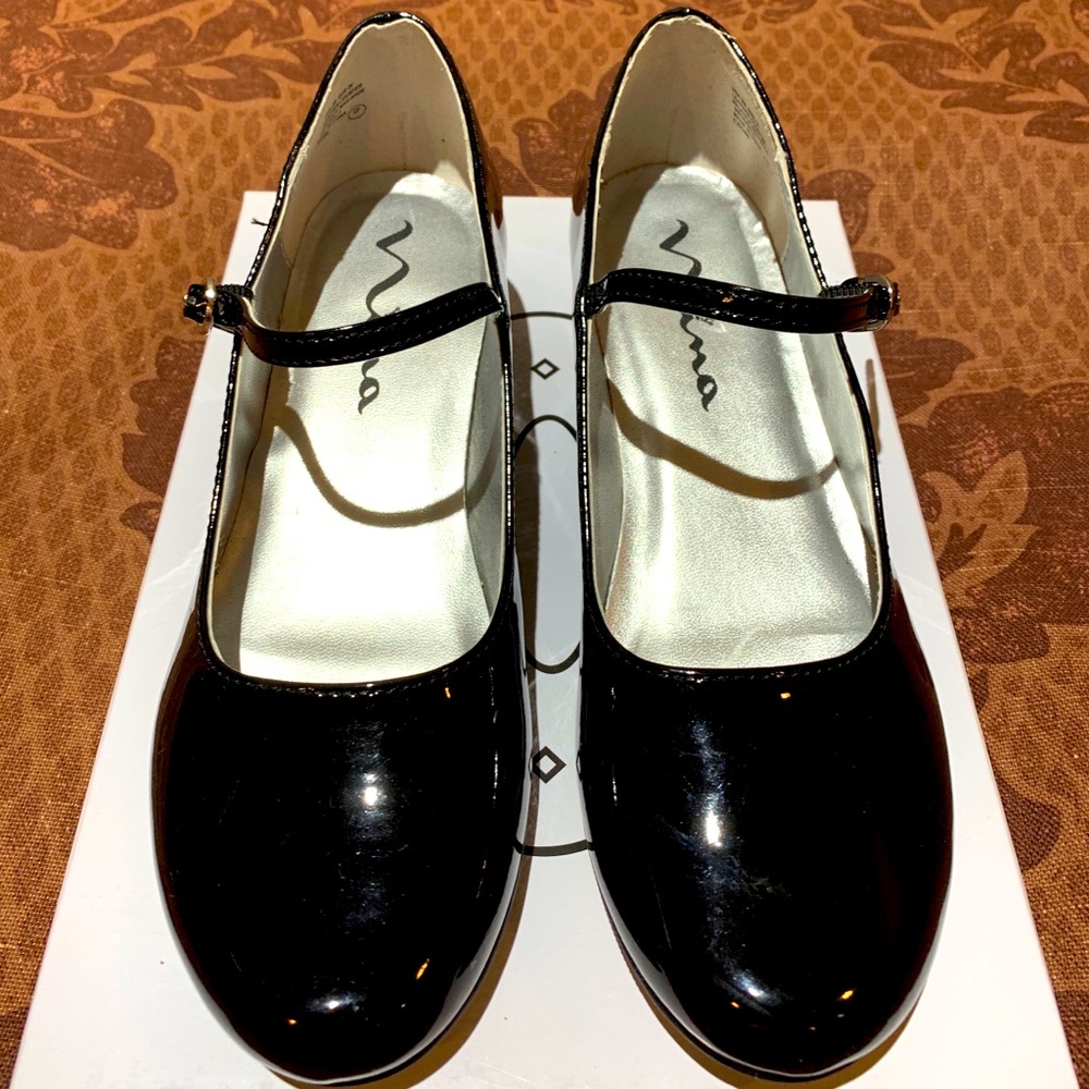 Nina Black Patent Mary Janes Size 3